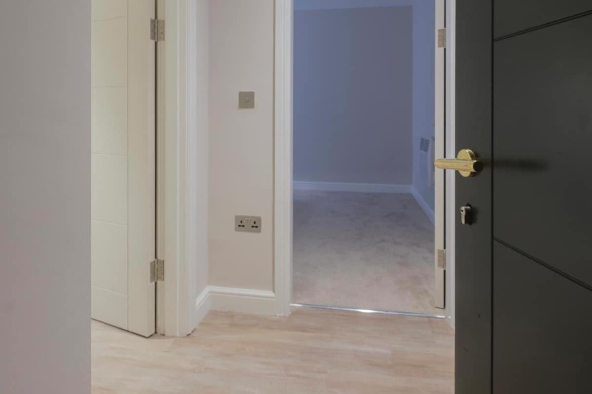 Charming 1-Bedroom Apartment In Leeds City Centre Perfect For Couples Or Solo Travelers Bagian luar foto